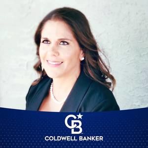 Meet your Posher, Adriana